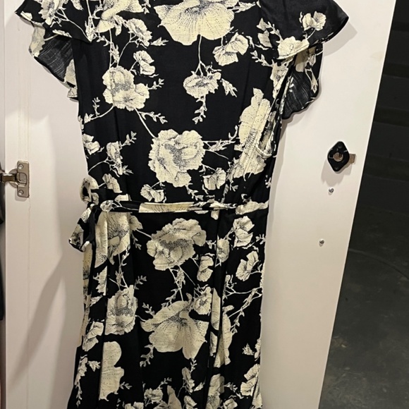 Free People wrap around dress - Picture 7 of 12